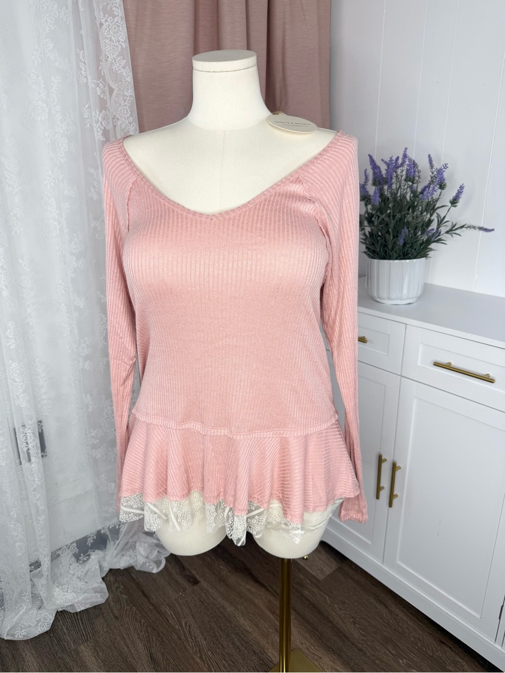Saints and Hearts Soft Pink Ribbed Peplum Lace-Hem Women's Top BIN#13